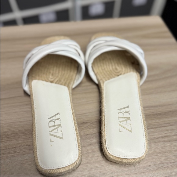 Zara Women's White Criss Cross Leather and Jute Slides Sandals - Picture 4 of 11